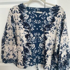 Tuckernuck Navy and Cream Floral Blouse
